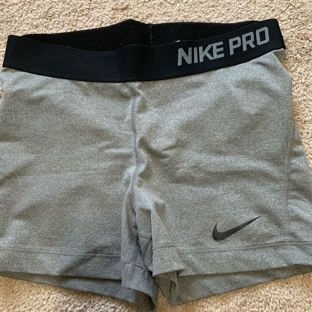 Grey Nike Pro Shorts Dry fit